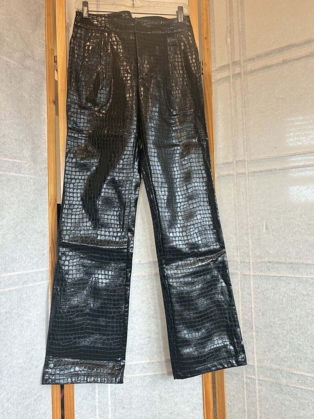 Faux Leather Vegan Crocodile Straight Leg Pants Black Small, Biker Rock Moto - Picture 1 of 10